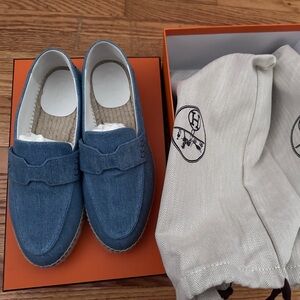 Hermes shoes, tested but never worn outside, size 38